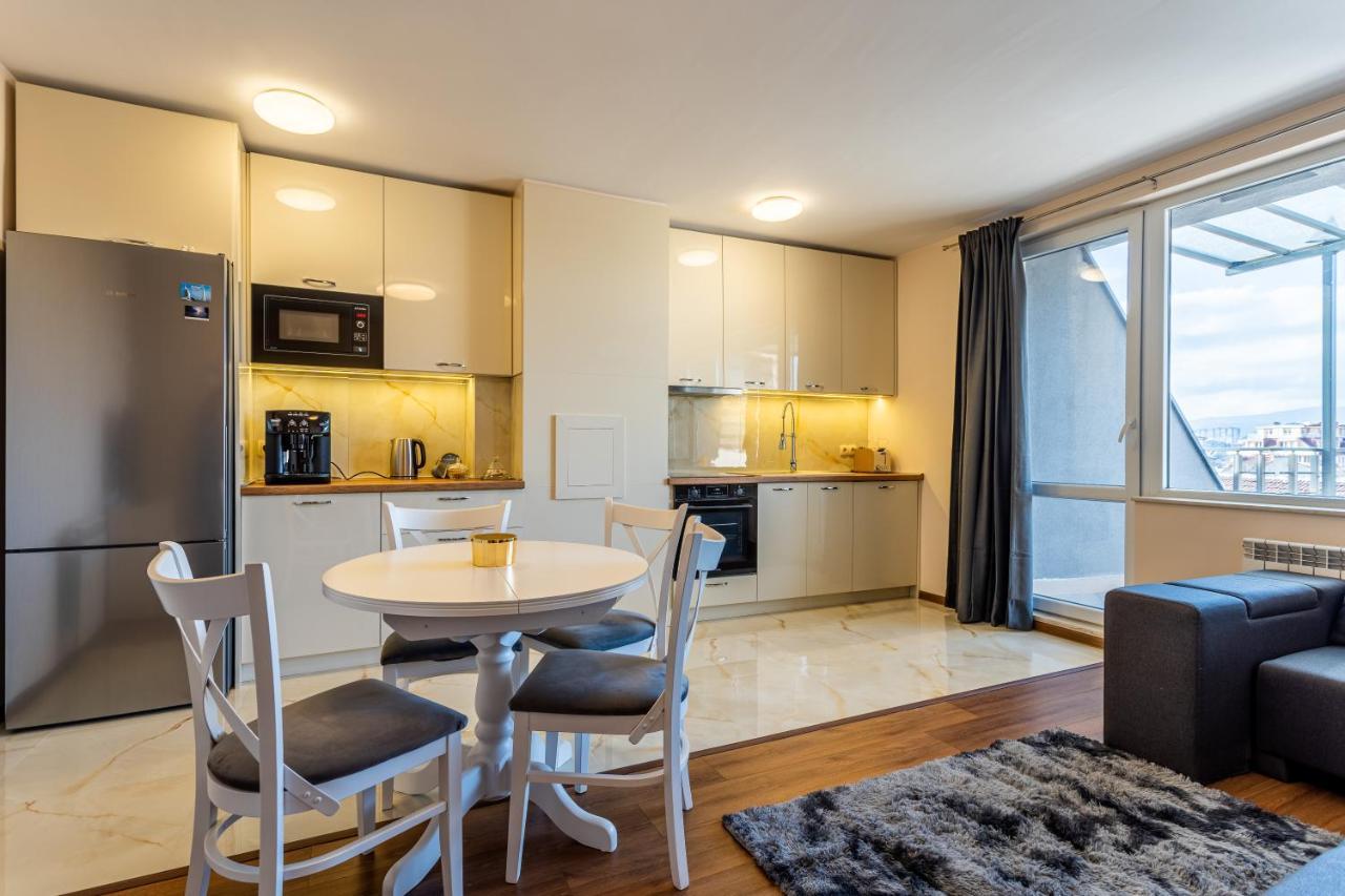 Brand New Apartment In The City Center. Apartment *
